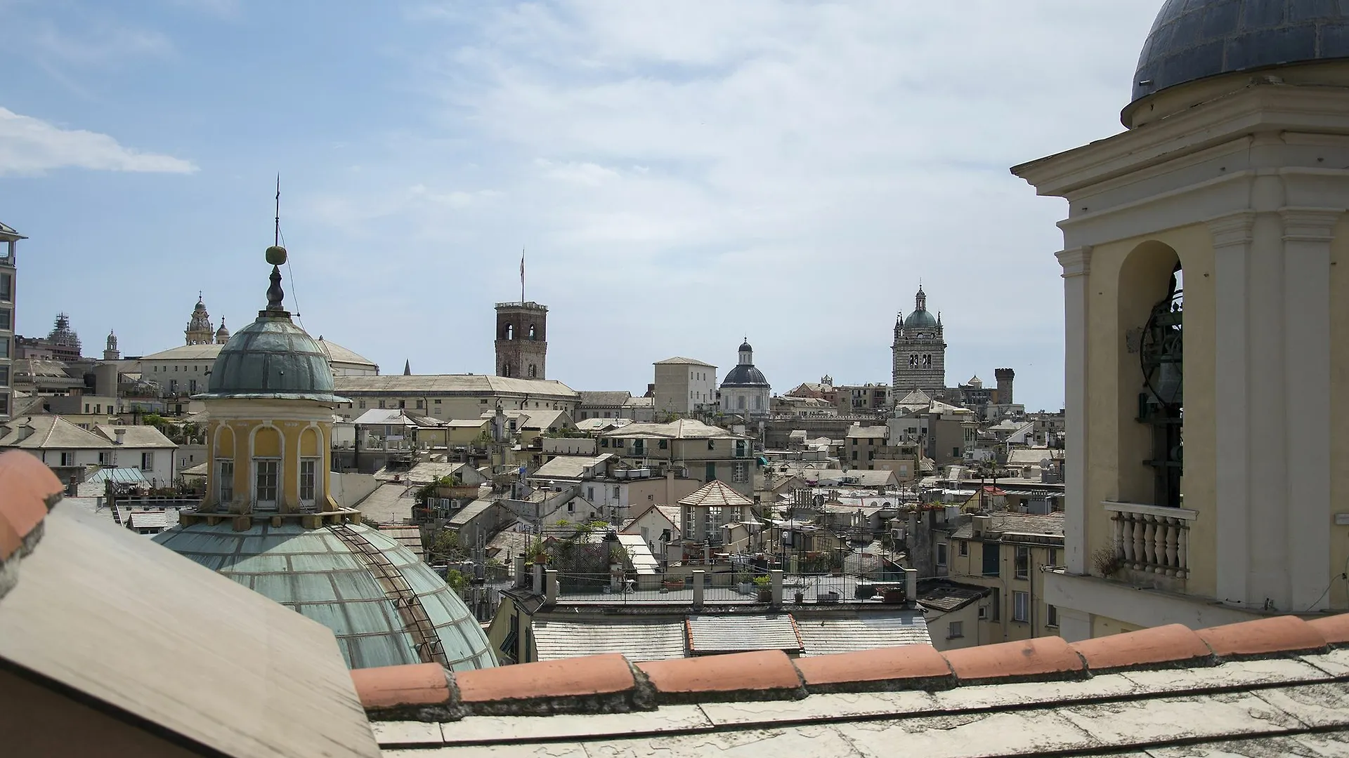 Sky On The Roofs - Il Cielo Sui Tetti Hotel Genoa