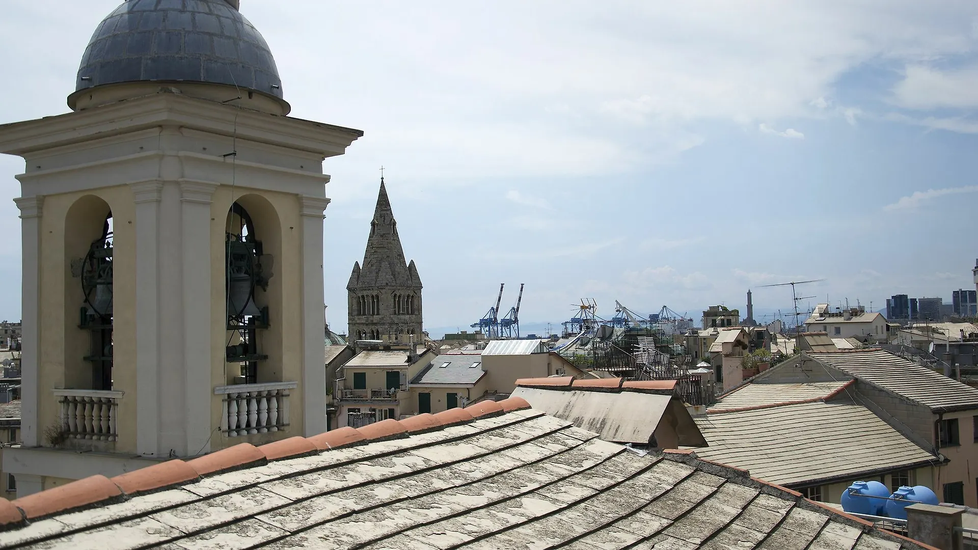 Sky On The Roofs - Il Cielo Sui Tetti Hotel Genoa