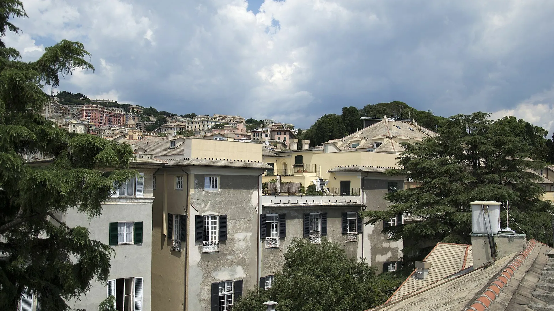 Sky On The Roofs - Il Cielo Sui Tetti Hotel Genoa